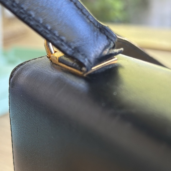 Salvatore Ferragamo Gancini leather 2-way Kelly shoulder bag - Picture 16 of 16